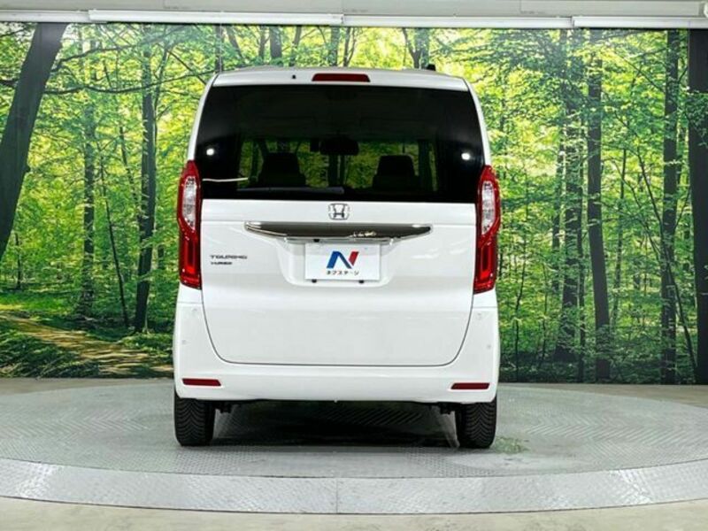 N BOX