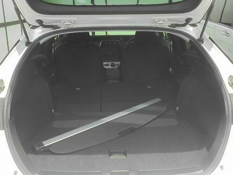 PRIUS-27