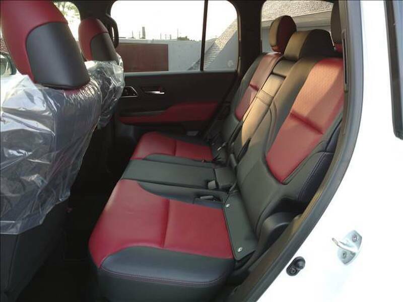 LAND CRUISER