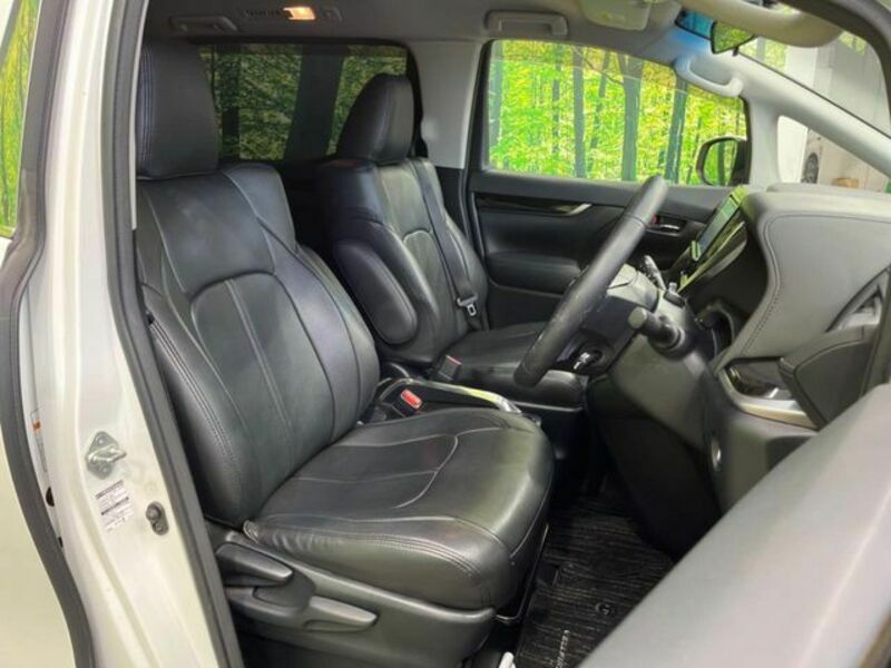 VELLFIRE-7