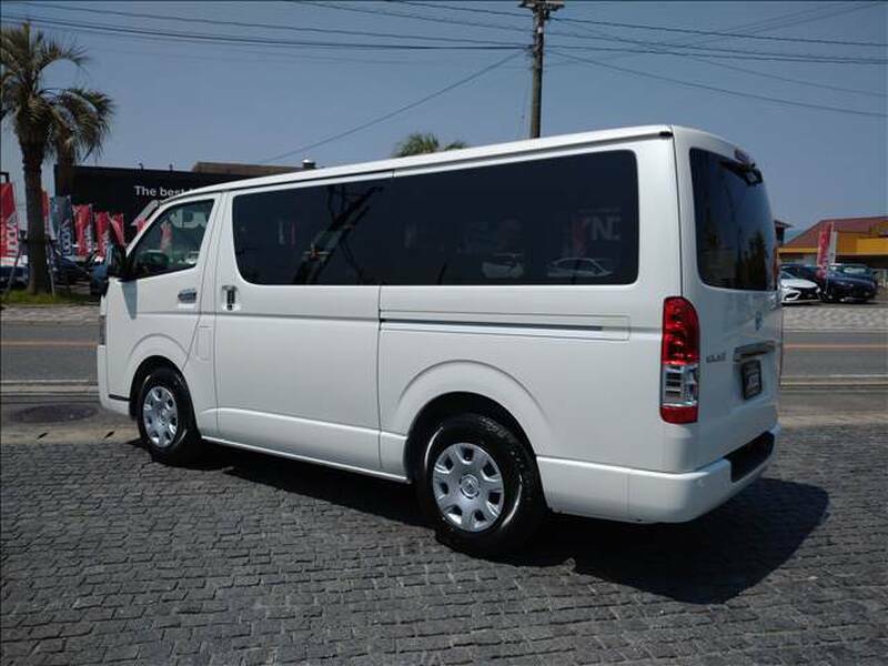 HIACE
