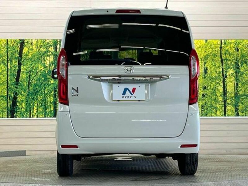 N BOX