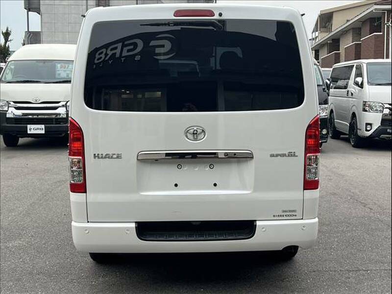 HIACE VAN