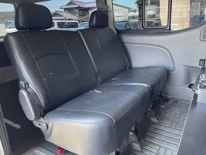 NV350 CARAVAN WAGON