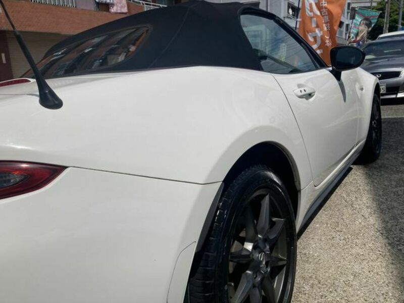 ROADSTER
