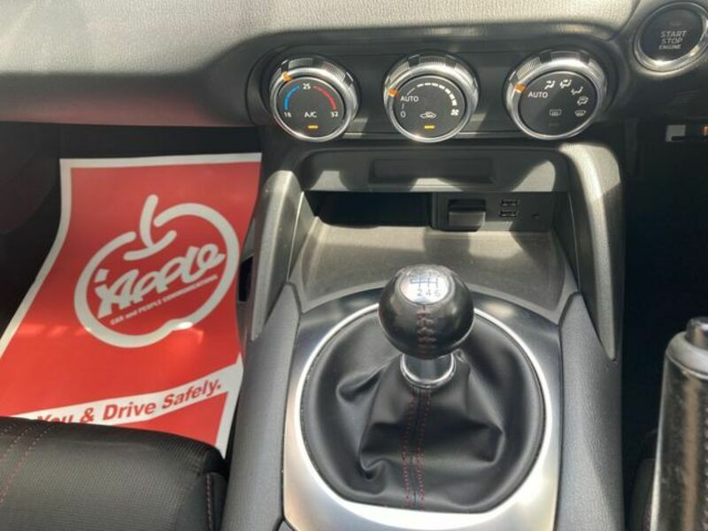 ROADSTER
