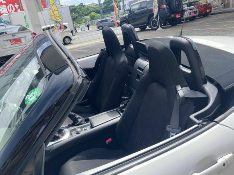 ROADSTER