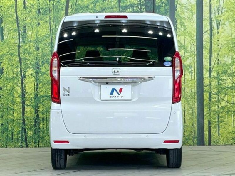 N BOX