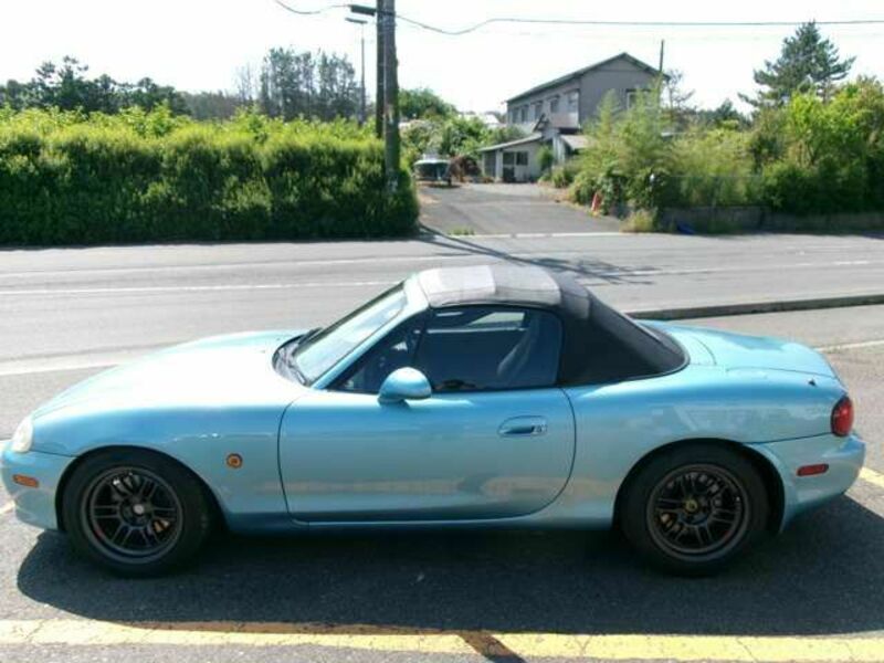 ROADSTER