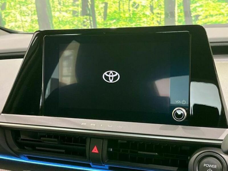 PRIUS-4