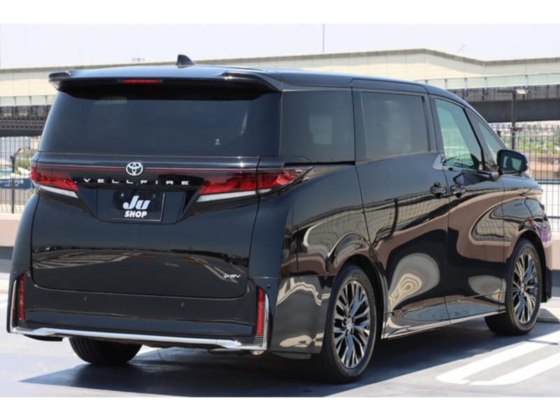 VELLFIRE-19