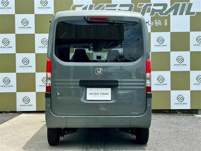 N-VAN