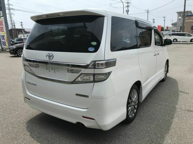 VELLFIRE