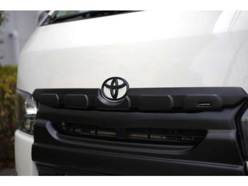 HIACE VAN-10