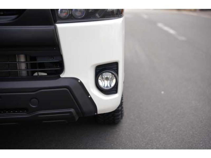 HIACE VAN-9