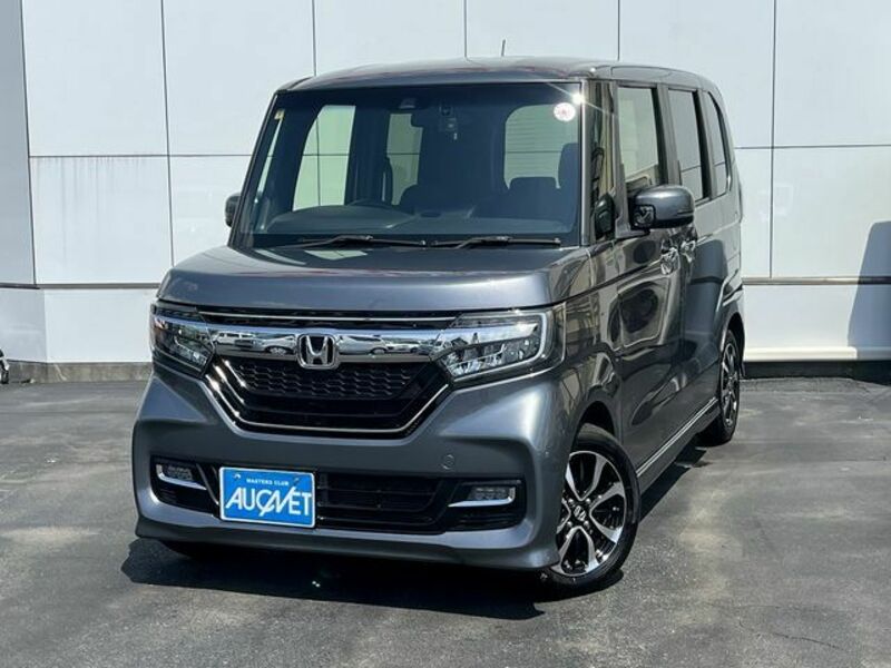 N BOX CUSTOM