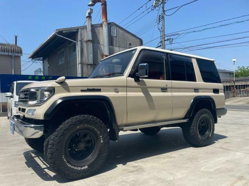 LAND CRUISER PRADO-4