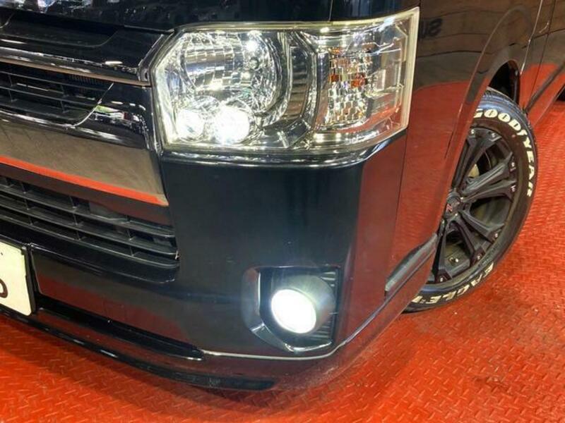HIACE VAN