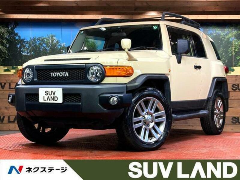 TOYOTA FJ CRUISER