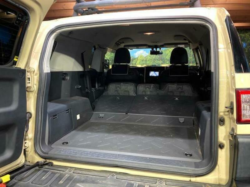 FJ CRUISER
