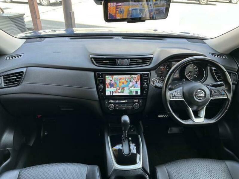 X-TRAIL-7