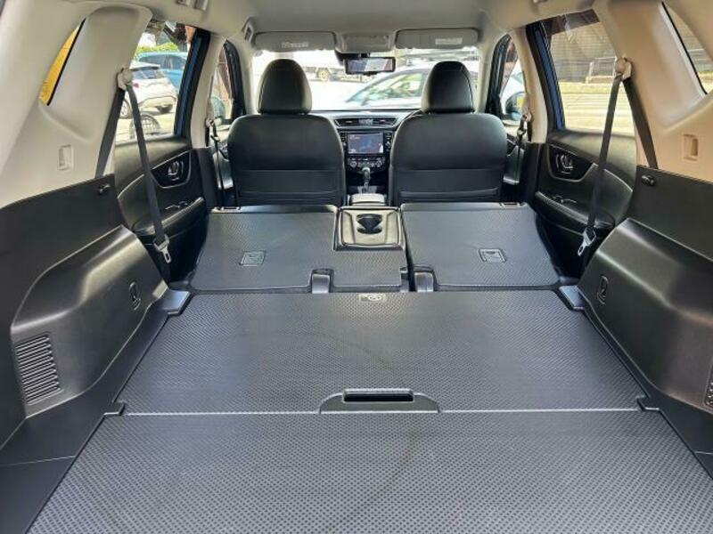 X-TRAIL-8