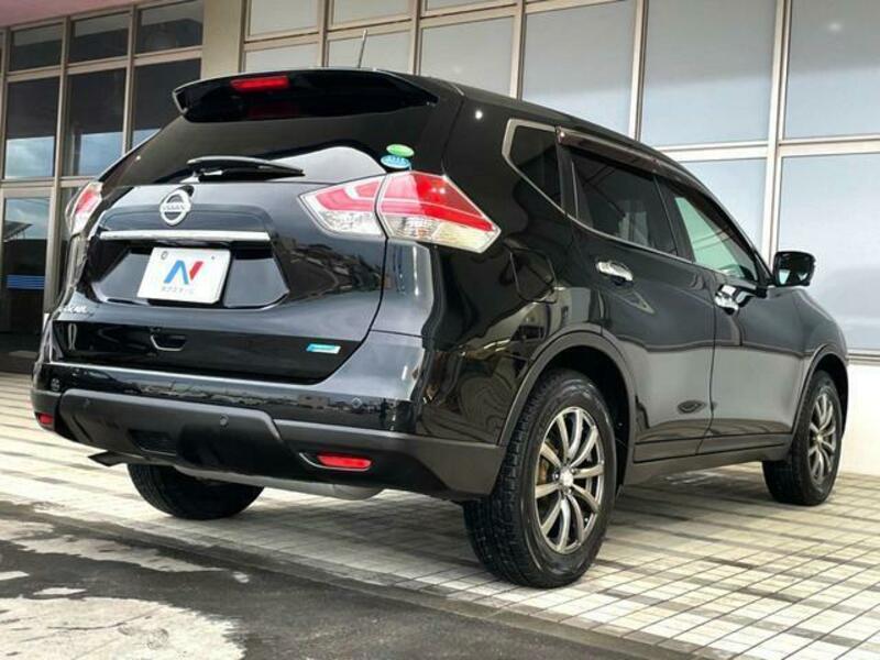 X-TRAIL-17