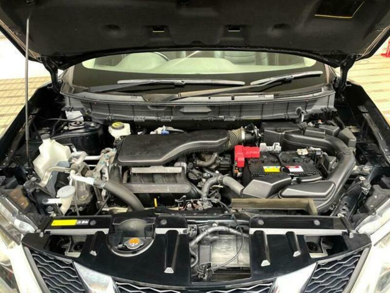 X-TRAIL-18