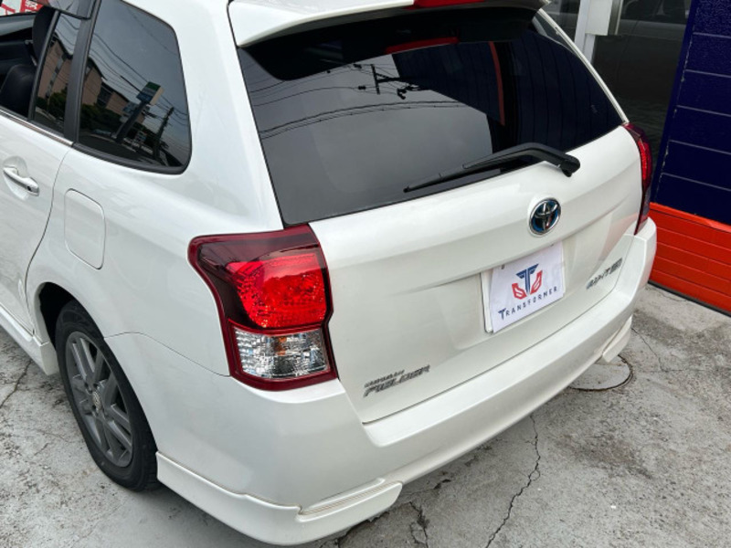 COROLLA FIELDER