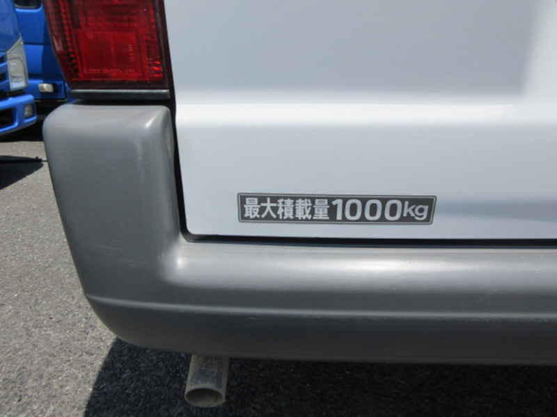 BONGO VAN