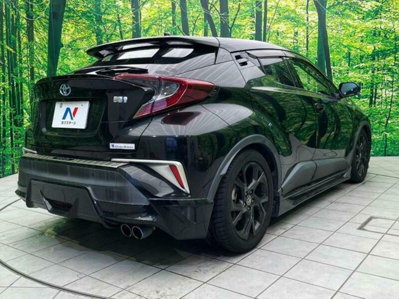 C-HR-17