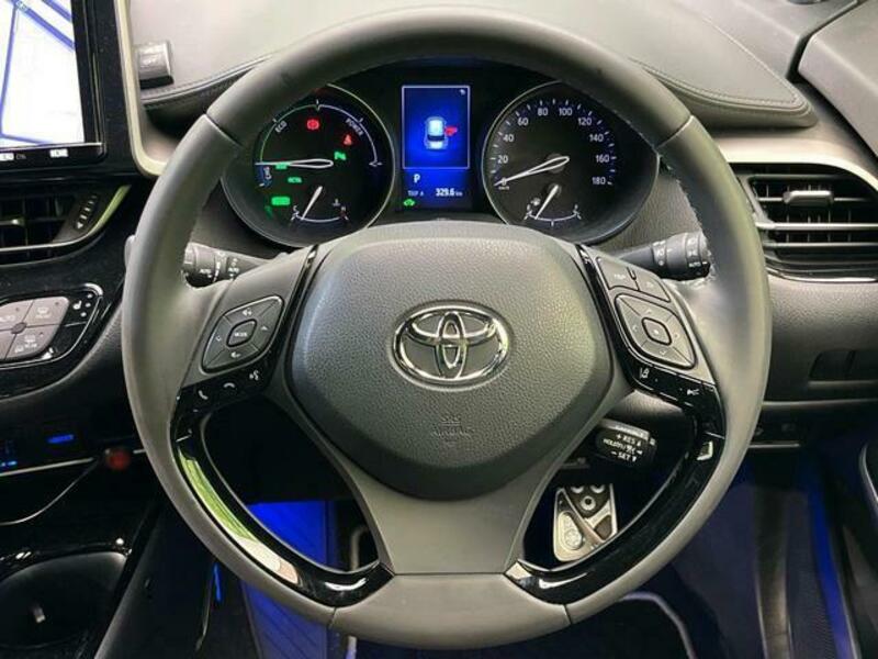 C-HR-11