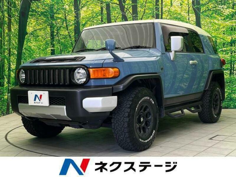 TOYOTA FJ CRUISER