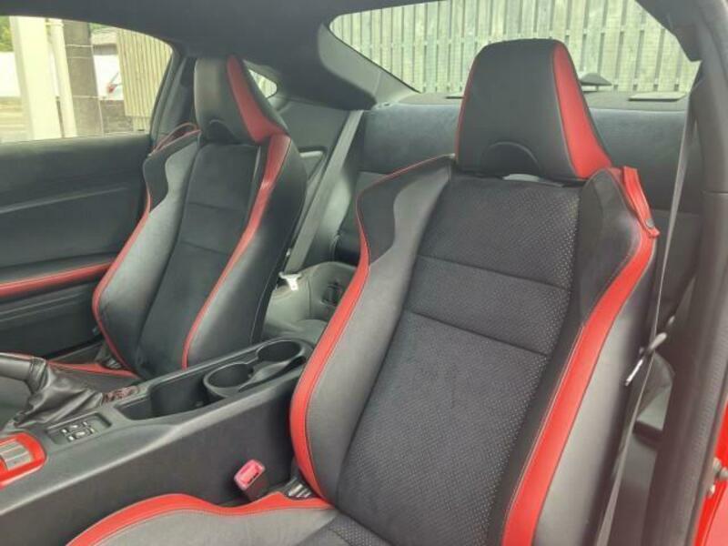 TOYOTA 86