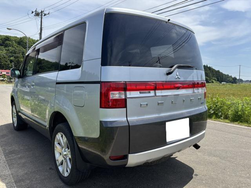 DELICA D5