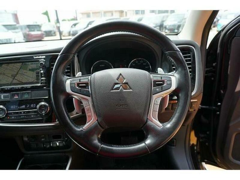 OUTLANDER PHEV