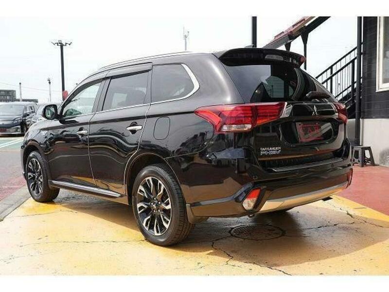 OUTLANDER PHEV