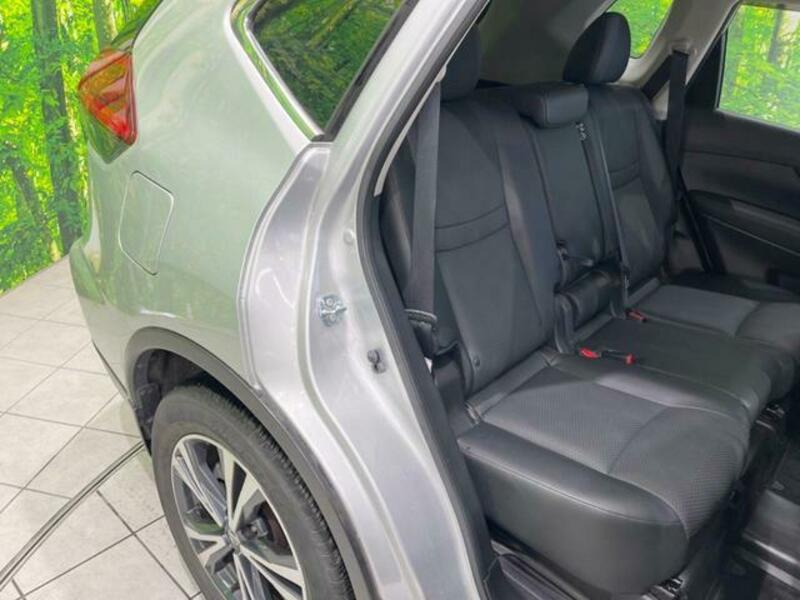X-TRAIL-8