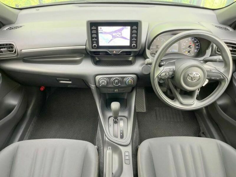 YARIS-1