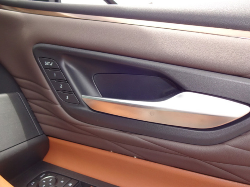 VELLFIRE-19
