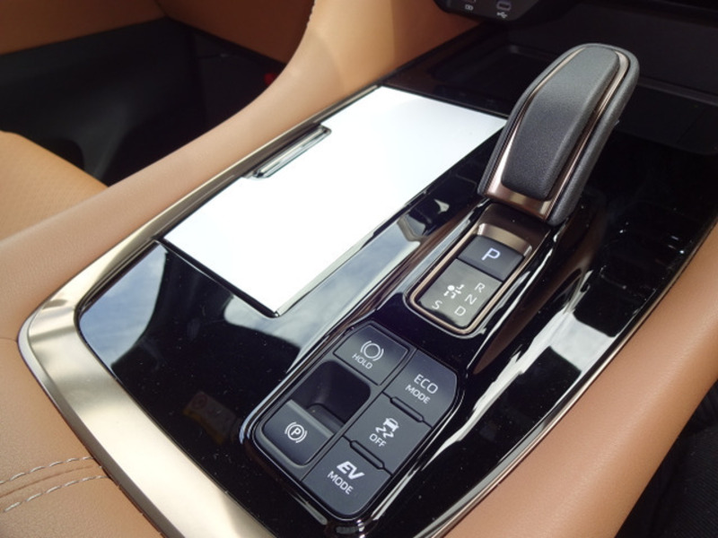 VELLFIRE-12