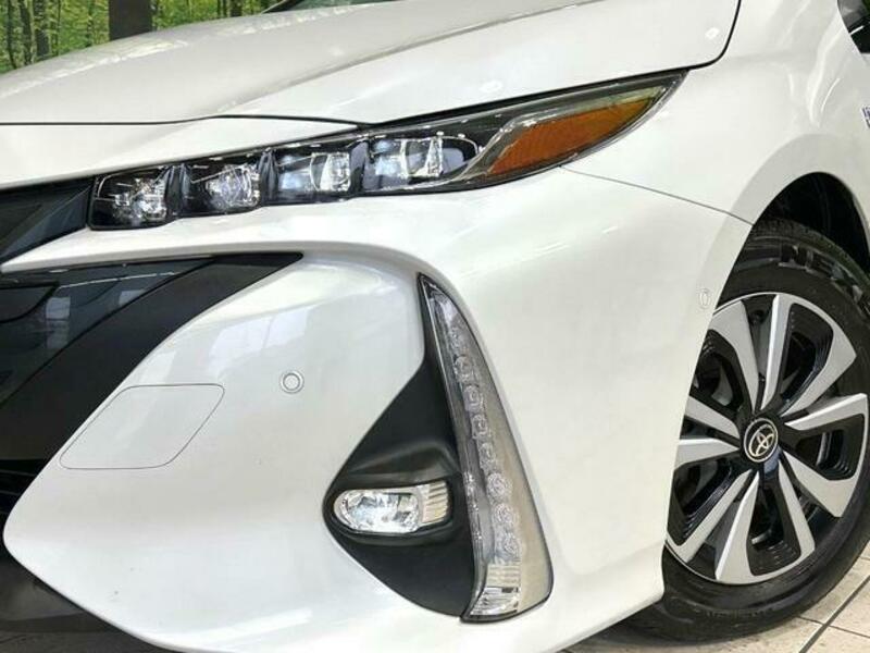 PRIUS PHV-10