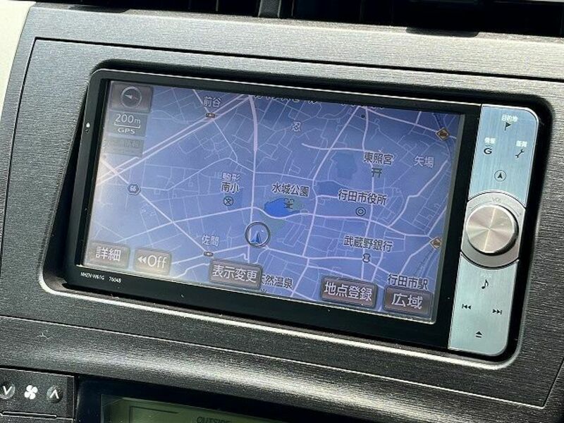 PRIUS-4