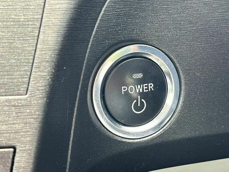 PRIUS-16