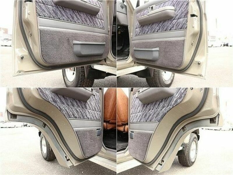 LAND CRUISER PRADO-12