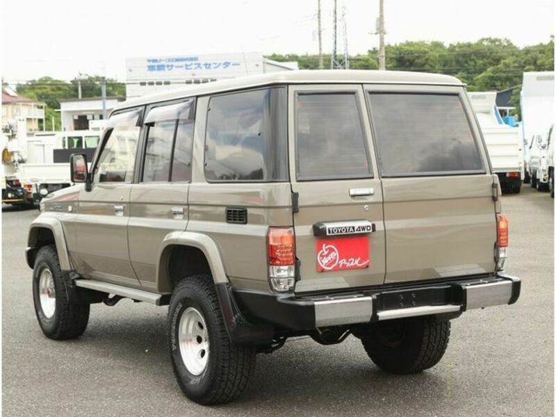 LAND CRUISER PRADO-28