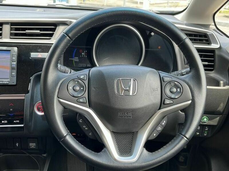FIT HYBRID