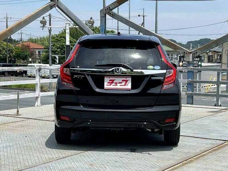 FIT HYBRID