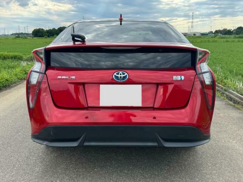 PRIUS-1