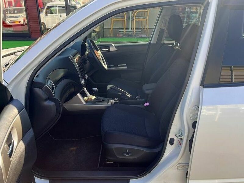 FORESTER-18